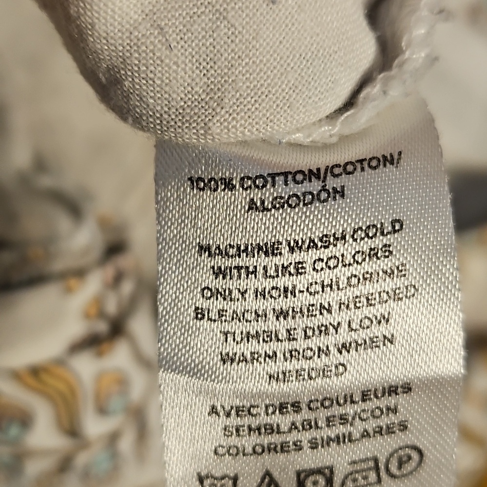 Loft Outlet Cream Print Shirts 4 Inch Inseam - Picture 15 of 15